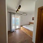 Argileos شقة *