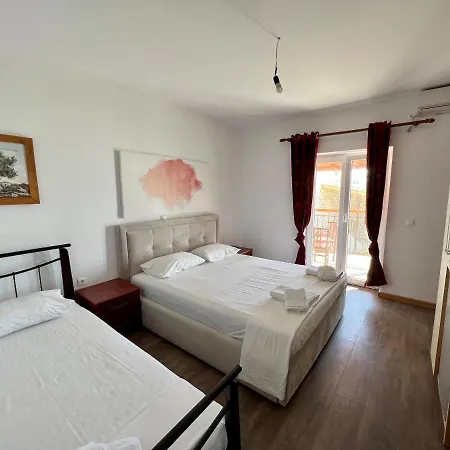 Apartament Argileos
