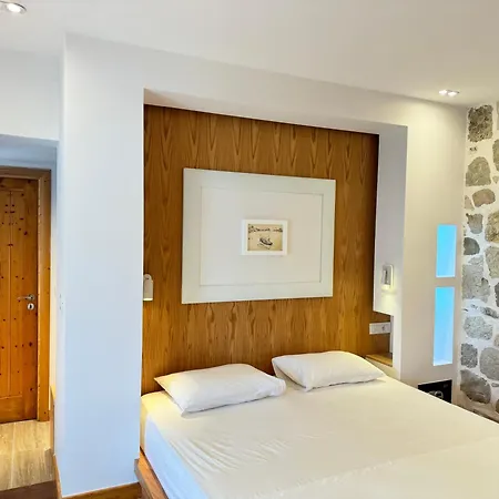 Apartment Argileos *