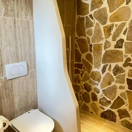 Argileos Apartment Himare