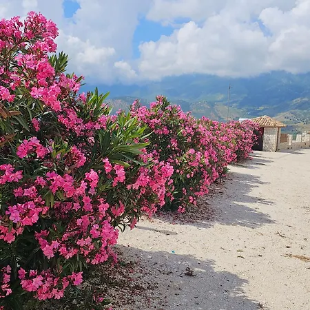 Apartment Argileos Himare